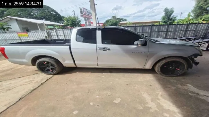 2015 Isuzu D-Max – 8