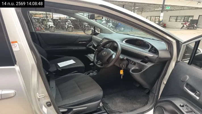 2021 Toyota Sienta – 10