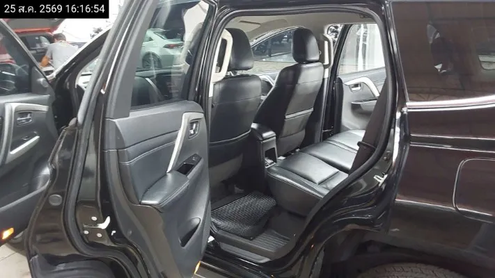2020 Mitsubishi Pajero Sport – 7