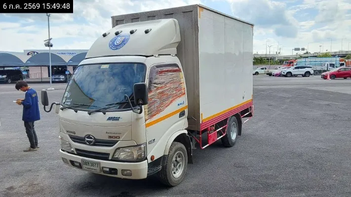 2023 Hino Dutro – 2