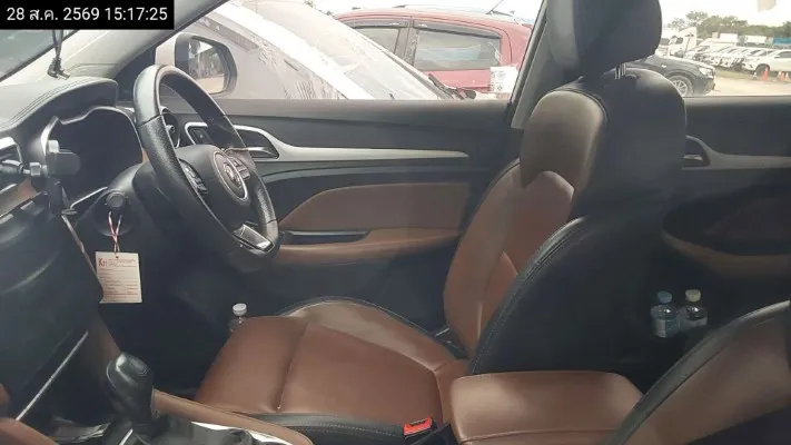 2023 MG ZS – 12