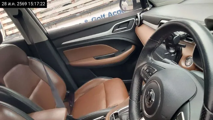 2023 MG ZS – 10