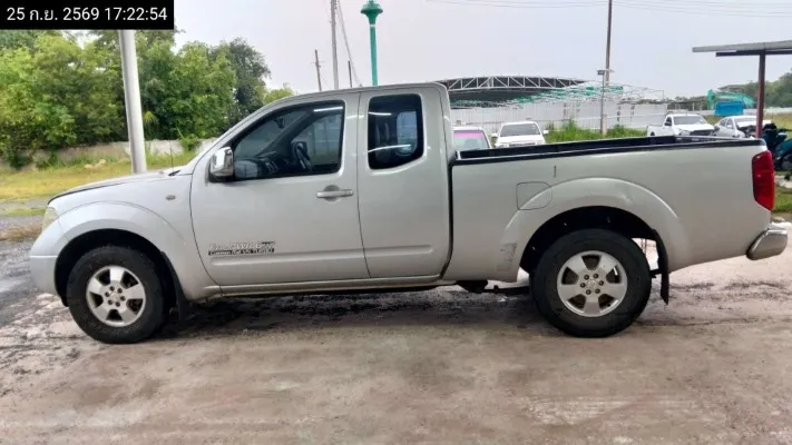 2009 Nissan Navara – 7