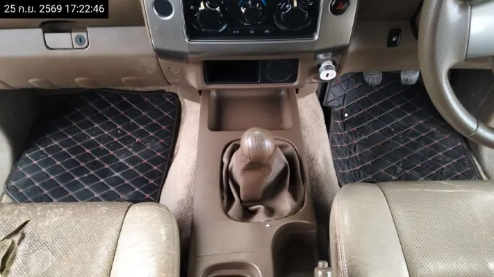 2009 Nissan Navara – 9