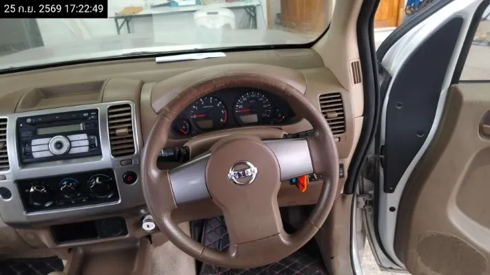 2009 Nissan Navara – 12
