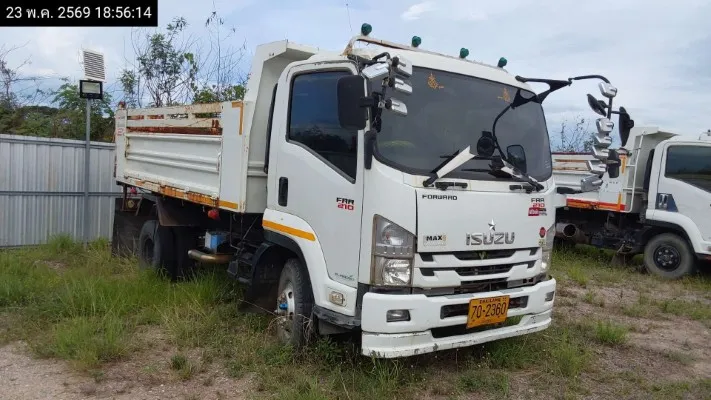 2017 Isuzu FRR 210 – 3