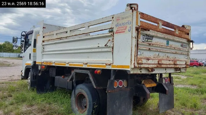 2017 Isuzu FRR 210 – 4