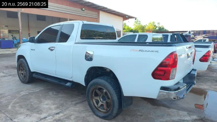 2016 Toyota Hilux Revo – 6