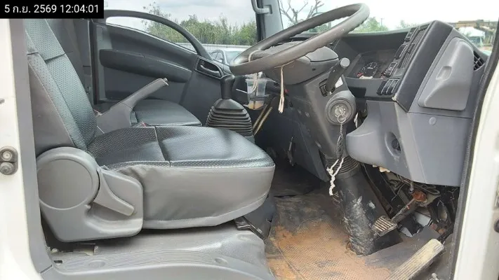 2023 Isuzu NMR 130 – 12
