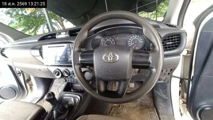 2016 Toyota Hilux Revo – 10