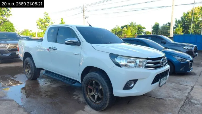 2016 Toyota Hilux Revo – 3