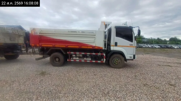 2025 Isuzu FRR 210 – 4