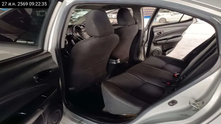 2018 Toyota Yaris Ativ – 12