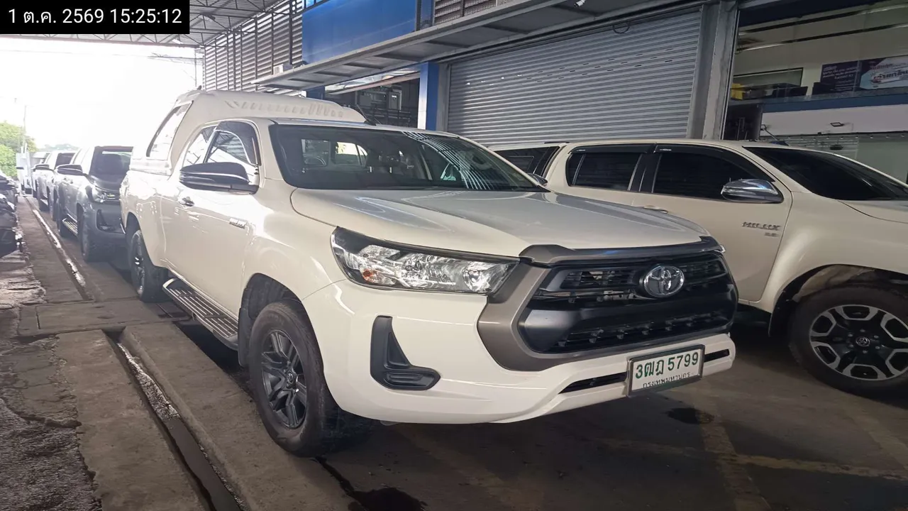 2021 Toyota Hilux Revo – 3