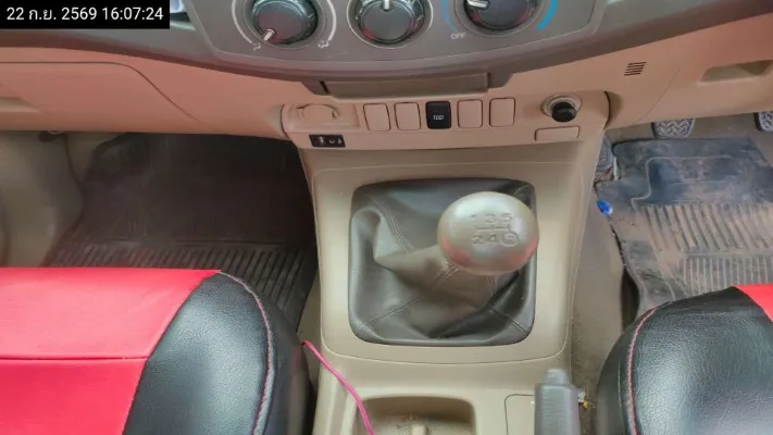 2013 Toyota Hilux Vigo – 9