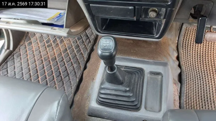2002 Isuzu Dragon – 9