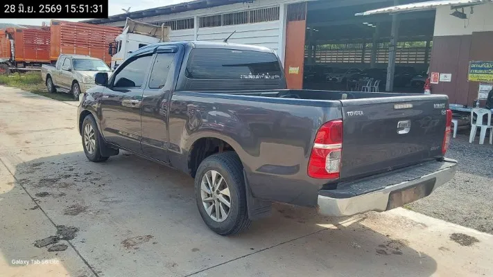 2012 Toyota Hilux Vigo – 6