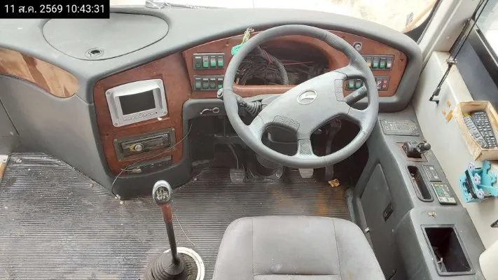 2013 King Long XMQ6900D – 10