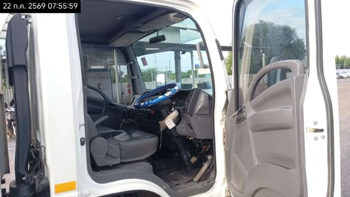 2022 Isuzu NMR 130 – 10