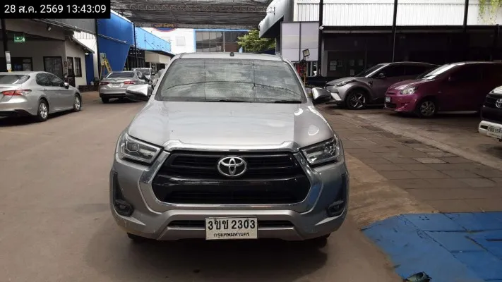 2022 Toyota Hilux Revo – 1