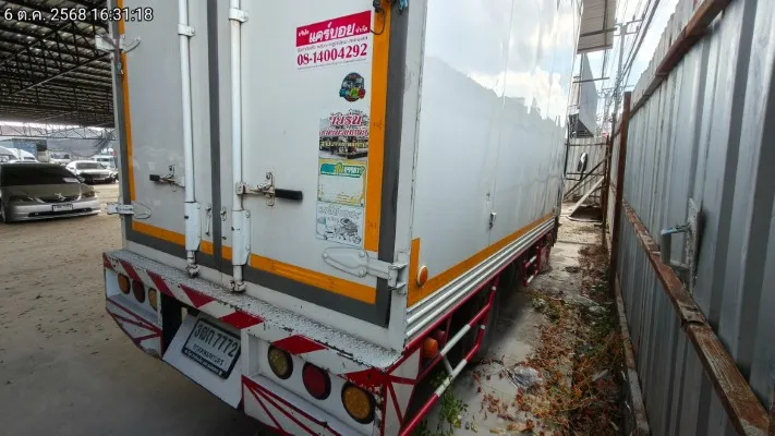 2021 Isuzu NLR – 6