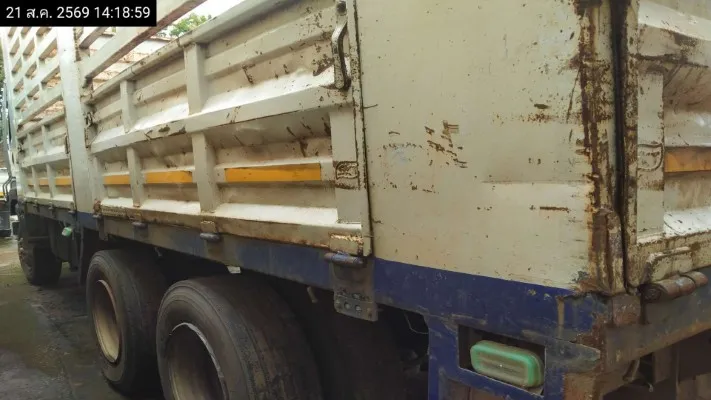 2013 Isuzu FXZ360 – 7