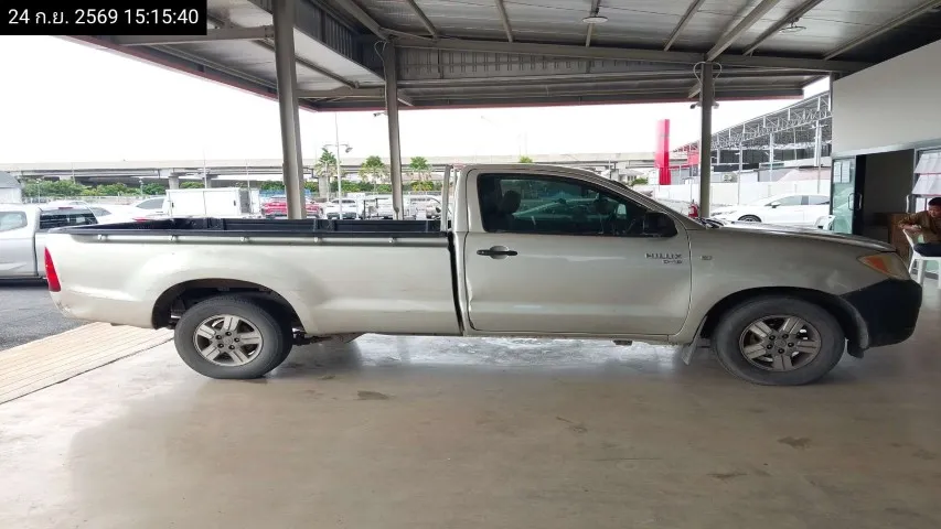 2007 Toyota Hilux Vigo – 7