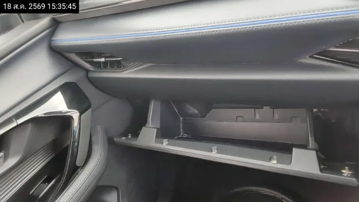 2025 Toyota Yaris Cross – 11
