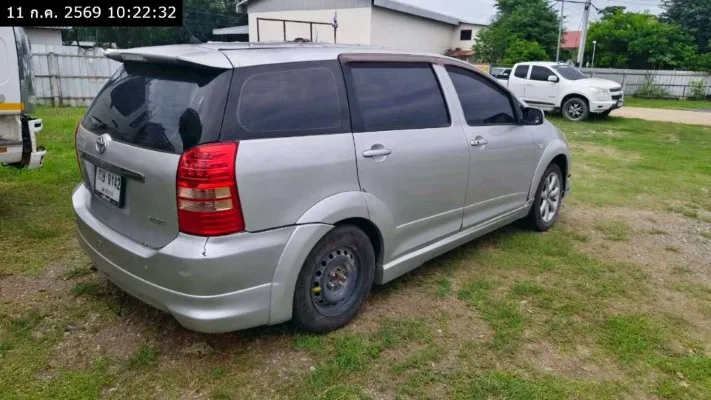 2004 Toyota Wish – 5