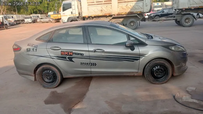 2010 Ford Fiesta – 8