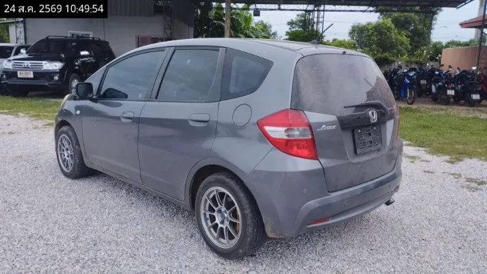 2013 Honda Jazz – 6