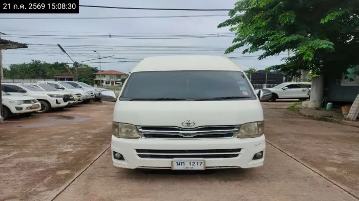 2012 Toyota Commuter – 1
