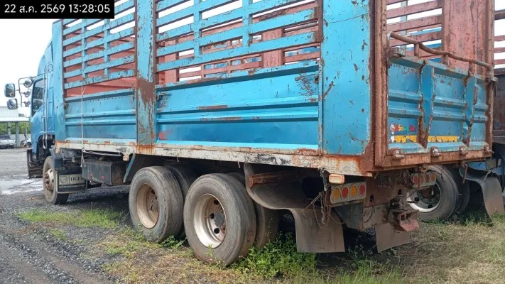 2013 Isuzu FVM 300 – 9