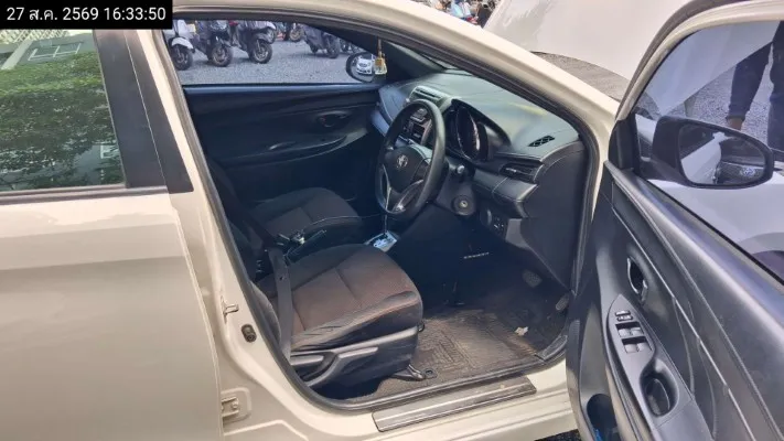2015 Toyota Yaris – 12