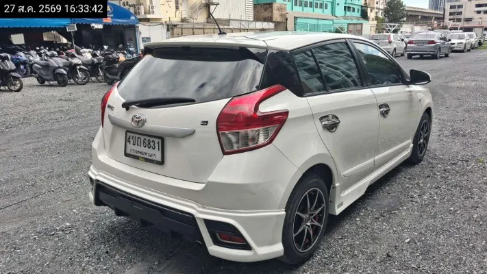 2015 Toyota Yaris – 5