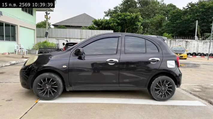 2012 Nissan March – 7