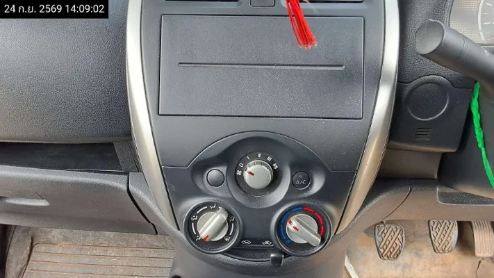 2017 Nissan March – 11