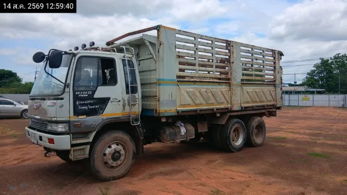 1996 Hino 10 Wheels – 2