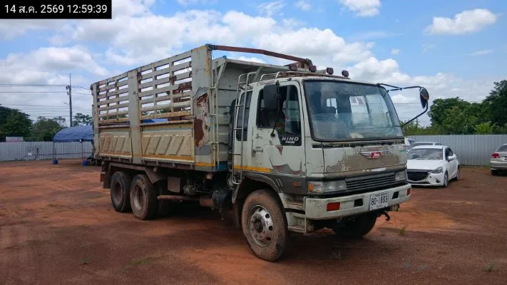 1996 Hino 10 Wheels – 3
