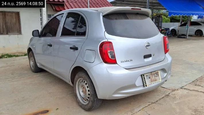 2017 Nissan March – 6