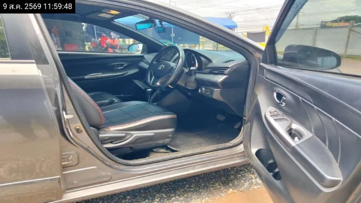 2015 Toyota Yaris – 11