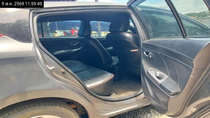 2015 Toyota Yaris – 12