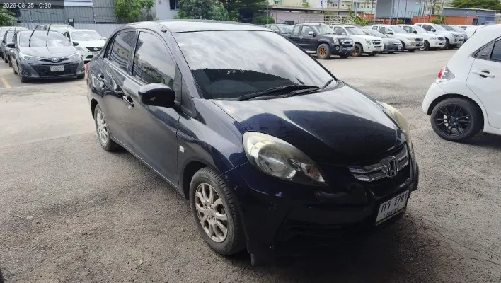 2013 Honda Brio Amaze – 12