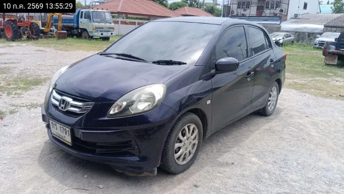 2013 Honda Brio Amaze – 2