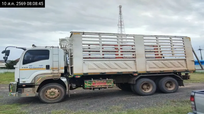 2014 Isuzu FXZ360 – 8