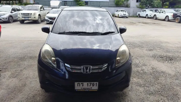 2013 Honda Brio Amaze – 10