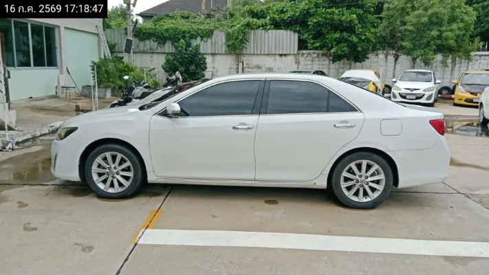2012 Toyota Camry – 7
