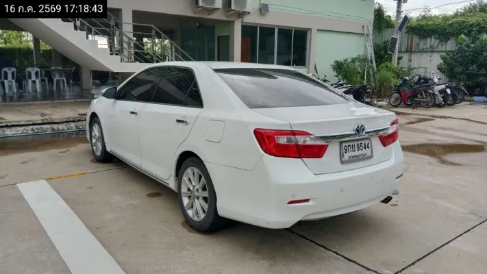 2012 Toyota Camry – 6