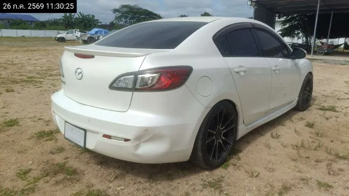 2013 Mazda Mazda3 – 7