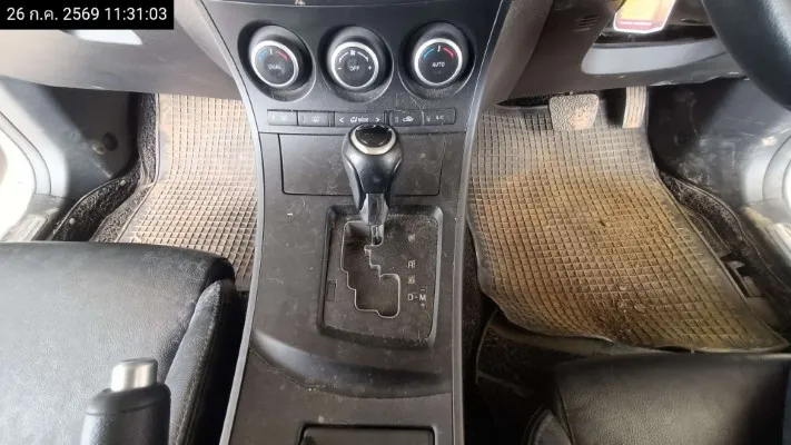 2013 Mazda Mazda3 – 12
